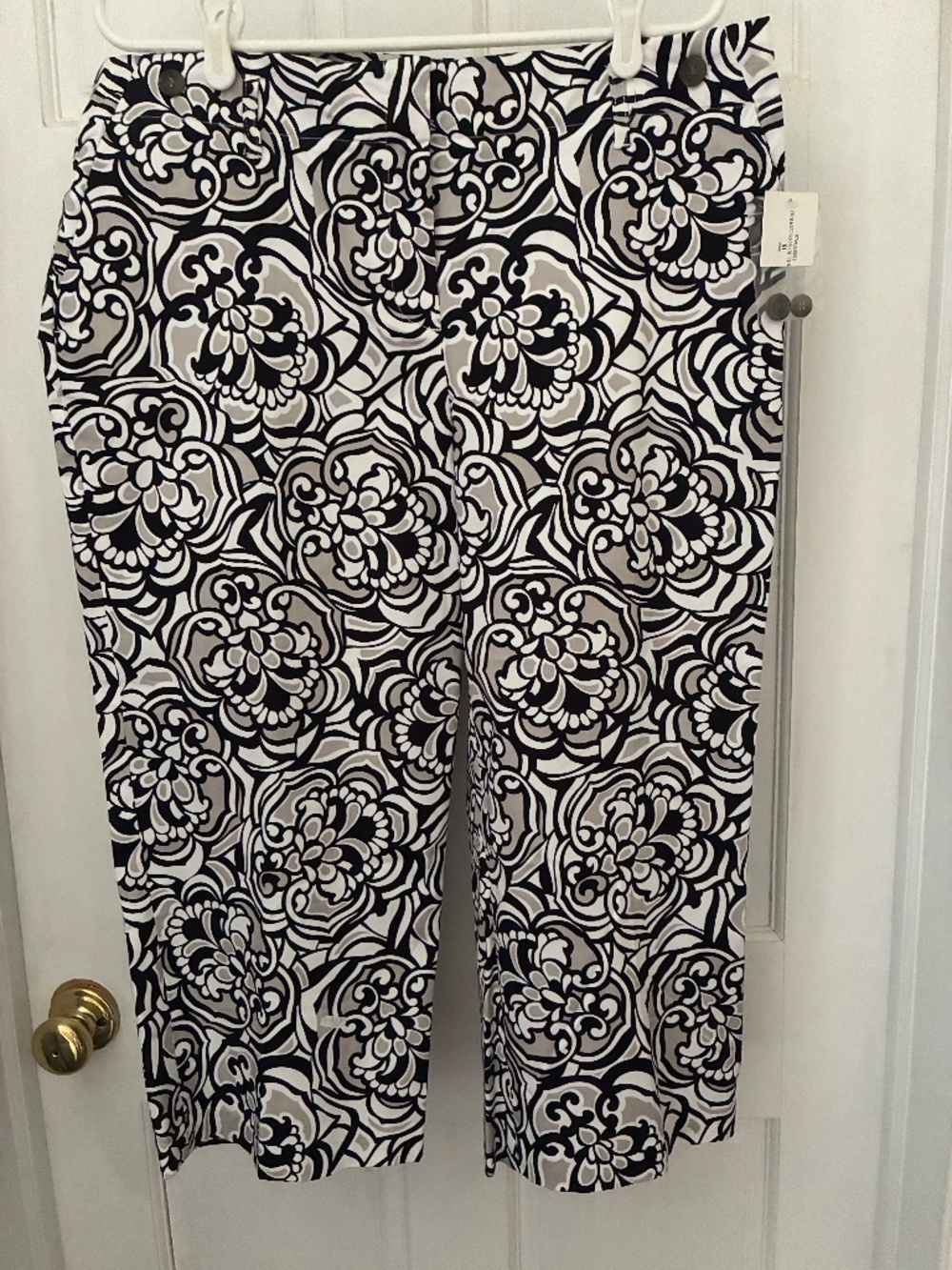 Capris